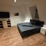 76m2 - 2 Raum In Zittauer Stadtzentrum Innenstadt Innenring Lage - Wohnen Auf Zeit In Lejlighed