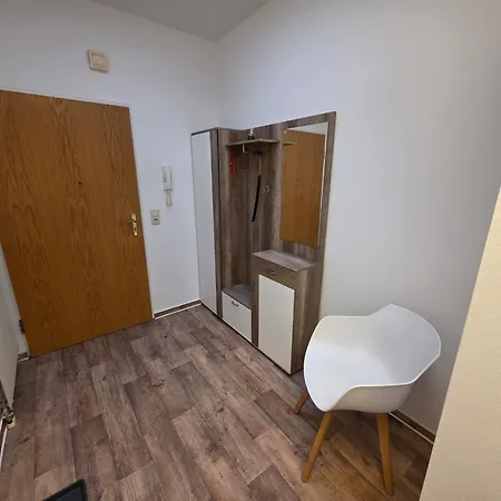 76m2 - 2 Raum In Zittauer Stadtzentrum Innenstadt Innenring Lage - Wohnen Auf Zeit In