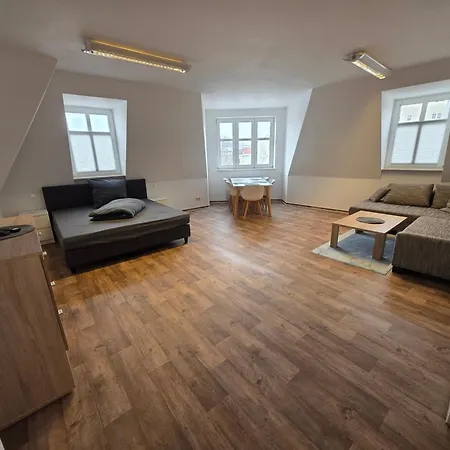 76m2 - 2 Raum In Zittauer Stadtzentrum Innenstadt Innenring Lage - Wohnen Auf Zeit In 公寓 齐陶