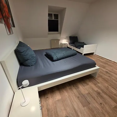 شقة 76m2 - 2 Raum In Zittauer Stadtzentrum Innenstadt Innenring Lage - Wohnen Auf Zeit In *