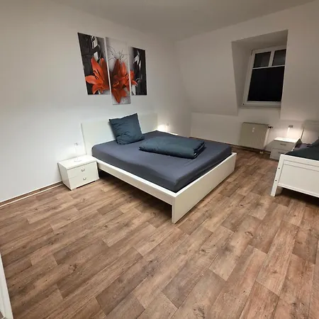 76m2 - 2 Raum In Zittauer Stadtzentrum Innenstadt Innenring Lage - Wohnen Auf Zeit In شقة