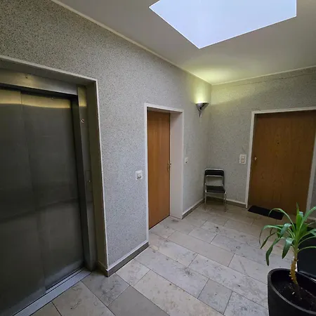 شقة 76m2 - 2 Raum In Zittauer Stadtzentrum Innenstadt Innenring Lage - Wohnen Auf Zeit In تسيتاو