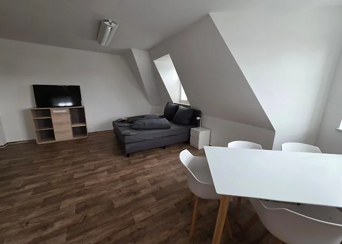 76m2 - 2 Raum In Zittauer Stadtzentrum Innenstadt Innenring Lage - Wohnen Auf Zeit In