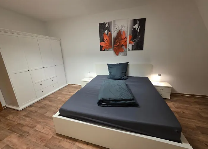 Appartement 76m2 - 2 Raum In Zittauer Stadtzentrum Innenstadt Innenring Lage - Wohnen Auf Zeit In Zittau