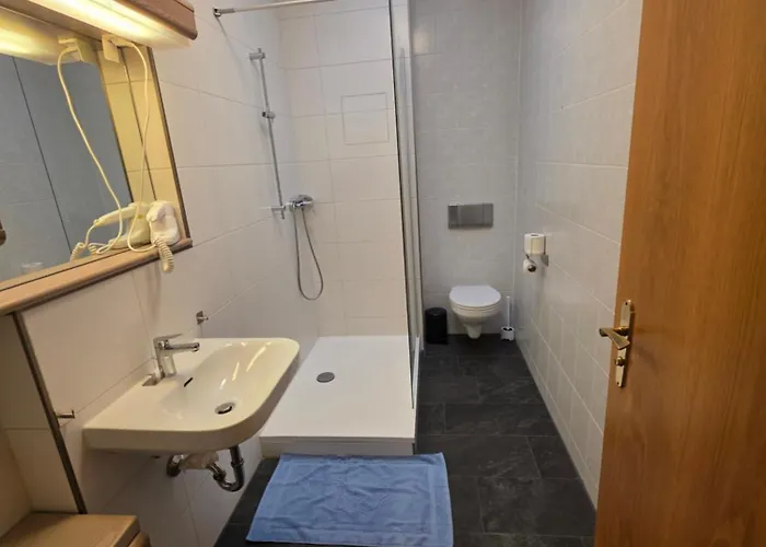 76m2 - 2 Raum In Zittauer Stadtzentrum Innenstadt Innenring Lage - Wohnen Auf Zeit In * 齐陶